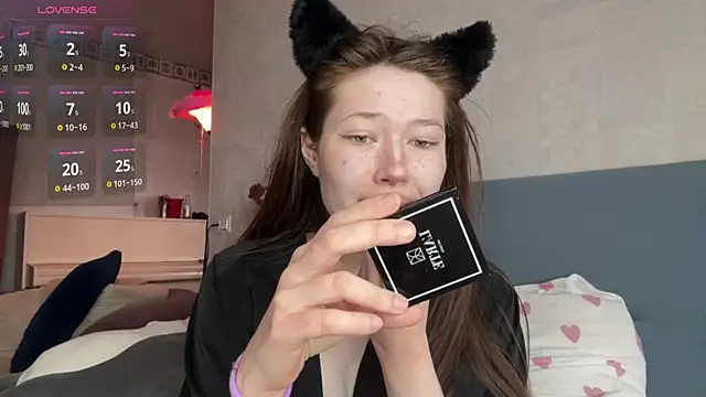 eva varnerr online show from April 2026 01:08:02 PM