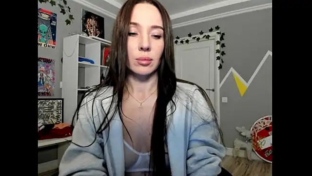 One of the girls online show from February 2025 06:52:01 PM