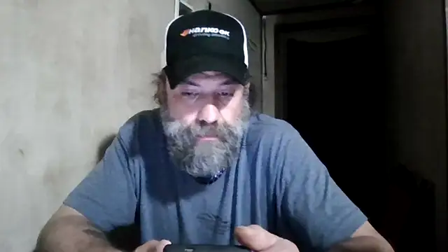 Snapshot of zaneporter46 chatting on May 2026 07:04:01 AM zaneporter46 online show from May 2026 07:04:01 AM