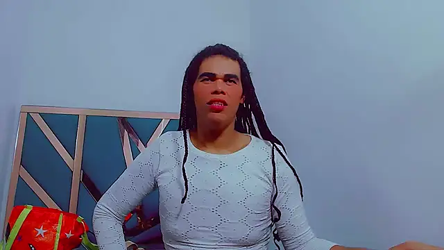 Snapshot of fox_naughty_violet chatting on November 2025 07:01:02 PM fox naughty violet online show from November 2025 07:01:02 PM