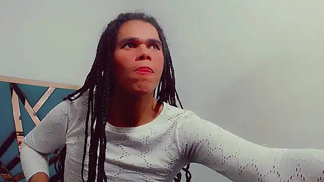 Snapshot of fox_naughty_violet chatting on December 2025 07:31:01 PM fox naughty violet online show from December 2025 07:31:01 PM