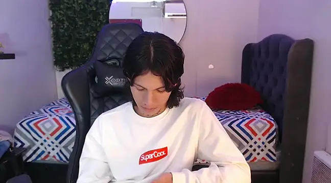 andy dan18 online show from February 2025 11:30:02 PM