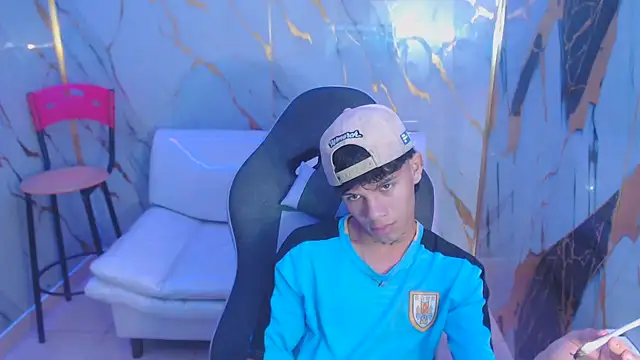 andy dan18 online show from October 2025 02:59:01 PM