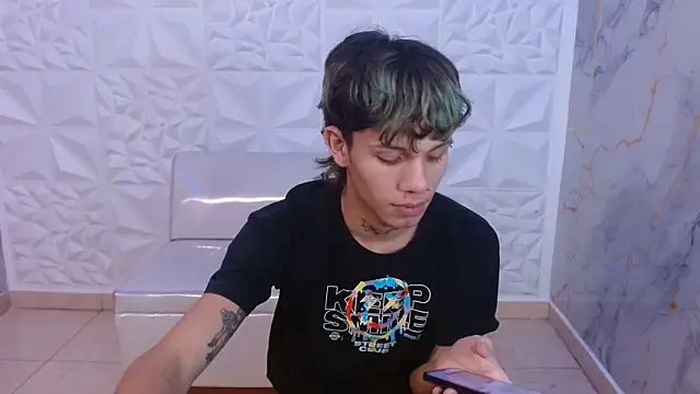 andy dan18 online show from March 2026 08:01:01 PM