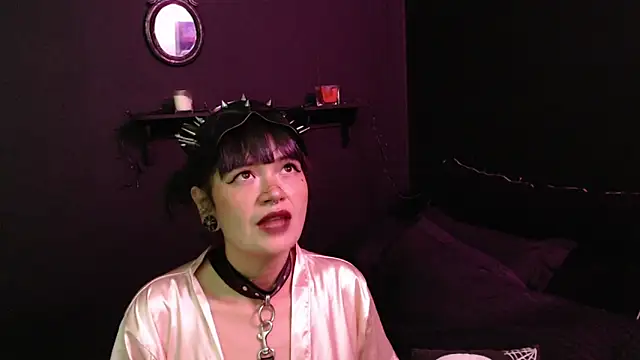 Snapshot of rousstattoo chatting on November 2025 01:27:02 AM rousstattoo online show from November 2025 01:27:02 AM