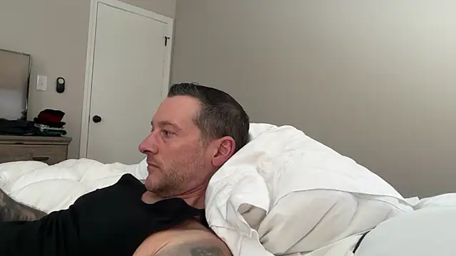 Snapshot of moon-boy chatting on February 2025 09:01:01 PM moon-boy online show from February 2025 09:01:01 PM