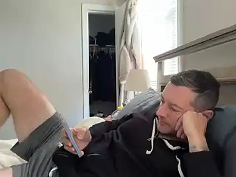 Snapshot of moon-boy chatting on September 2025 03:12:02 PM moon-boy online show from September 2025 03:12:02 PM