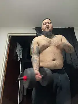 Snapshot of El_Titan1998 chatting on December 2024 02:28:01 AM El Titan1998 online show from December 2024 02:28:01 AM