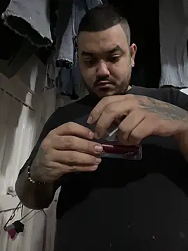 Snapshot of El_Titan1998 chatting on March 2025 10:22:01 AM El Titan1998 online show from March 2025 10:22:01 AM