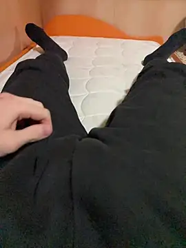 Snapshot of Dvddd chatting on December 2025 01:51:01 PM Dvddd online show from December 2025 01:51:01 PM