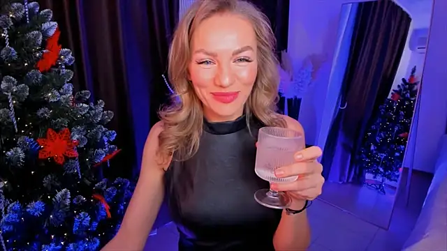 Snapshot of Oliva_Candy chatting on January 2025 02:47:01 PM Oliva Candy online show from January 2025 02:47:01 PM