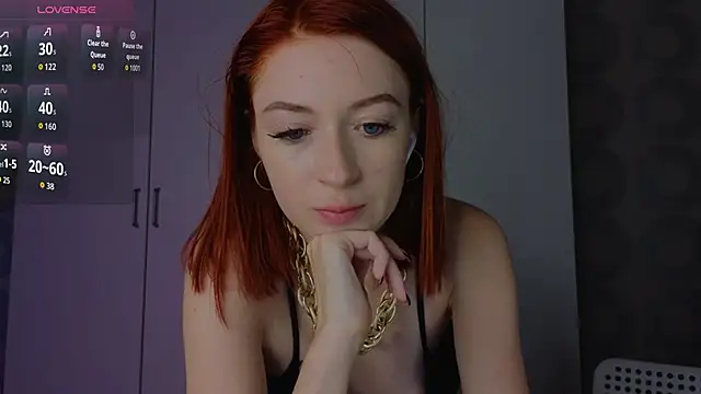 Cuteroxyfoxy online show from June 2026 01:36:01 PM