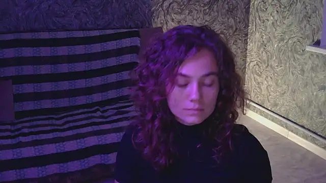 Snapshot of CurlyNed chatting on December 2024 12:00:02 PM CurlyNed online show from December 2024 12:00:02 PM