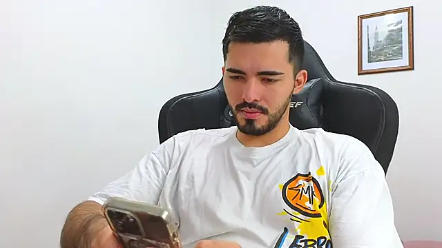 Massimoo 07 online show from January 2025 06:51:01 PM