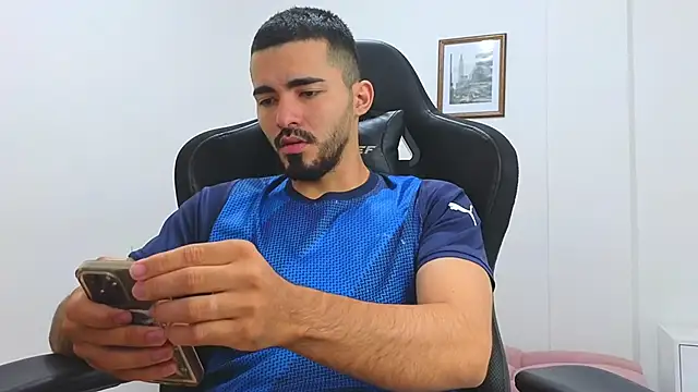 Massimoo 07 online show from March 2025 07:27:02 PM