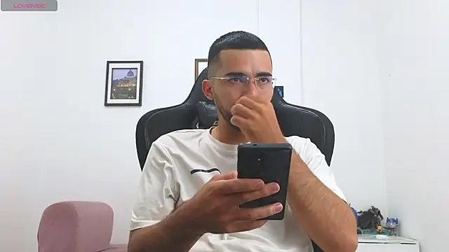 Massimoo 07 online show from January 2026 04:09:01 PM