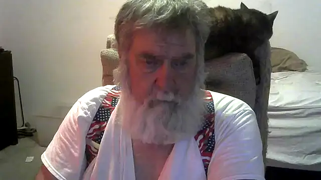 Snapshot of viejo_oso chatting on June 2026 04:54:02 AM viejo oso online show from June 2026 04:54:02 AM