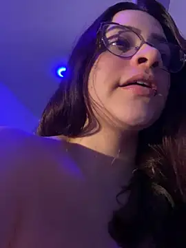 Snapshot of Sophia_cyrus11 chatting on March 2025 12:48:01 AM Sophia cyrus11 online show from March 2025 12:48:01 AM