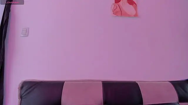 Snapshot of Sophia_cyrus11 chatting on November 2025 07:06:01 PM Sophia cyrus11 online show from November 2025 07:06:01 PM