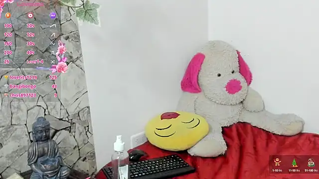 Snapshot of evelin_cloy_golden chatting on January 2025 11:02:02 PM evelin cloy golden online show from January 2025 11:02:02 PM