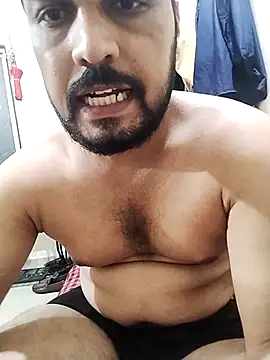 hot punekar online show from October 2025 05:04:02 PM