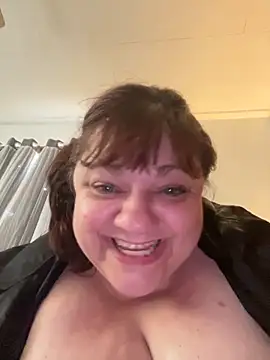 Snapshot of Luciouslouise72@xh chatting on September 2025 02:54:01 PM Luciouslouise72xh online show from September 2025 02:54:01 PM