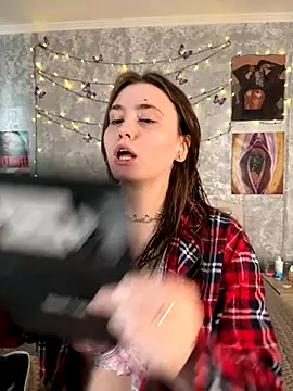 Sabrina shells online show from November 2025 09:09:02 AM