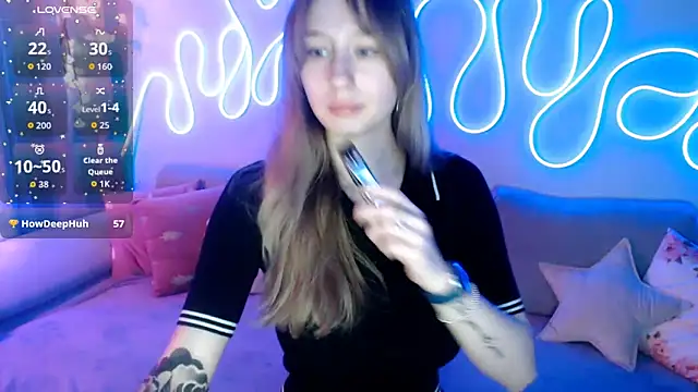 Snapshot of Haley_Vixen chatting on December 2025 09:07:01 AM Haley Vixen online show from December 2025 09:07:01 AM