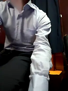 Snapshot of miichannnnn chatting on October 2025 10:00:02 AM miichannnnn online show from October 2025 10:00:02 AM