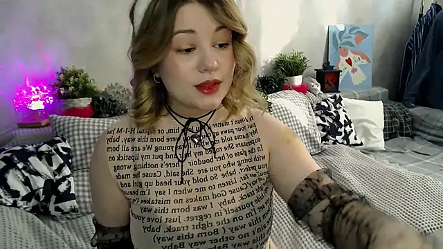 TessPleasure online show from February 2025 10:28:01 AM