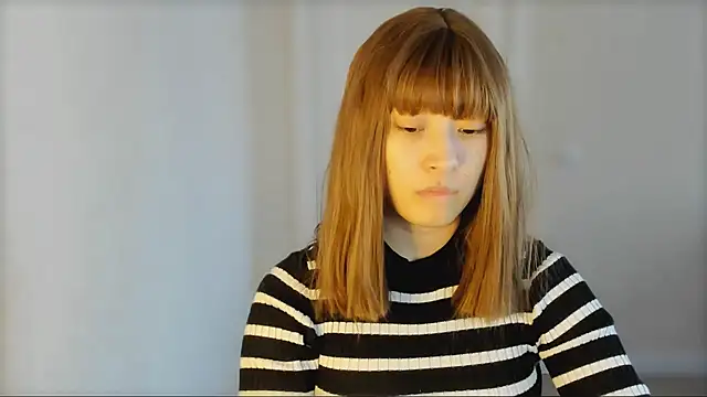  hannah baker online show from February 2025 11:46:02 AM