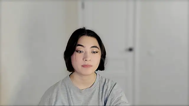  hannah baker online show from February 2025 09:09:02 AM