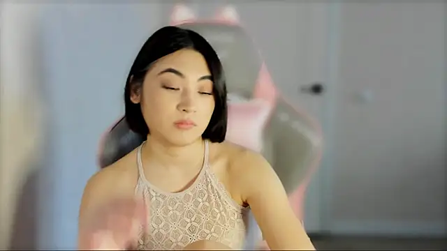  hannah baker online show from March 2025 10:36:02 AM