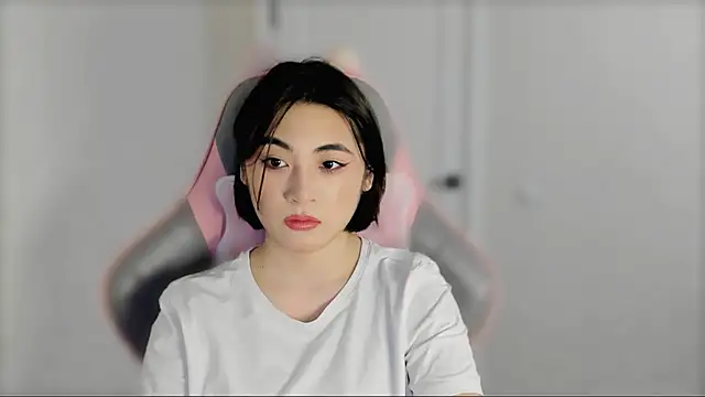  hannah baker online show from March 2025 07:04:02 AM