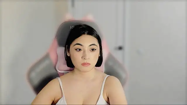  hannah baker online show from March 2025 10:06:02 AM