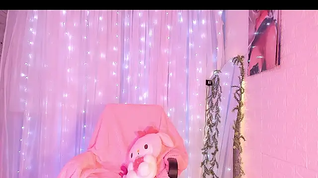 Snapshot of NattSumi chatting on January 2025 04:55:02 AM NattSumi online show from January 2025 04:55:02 AM