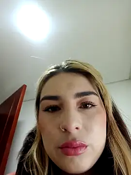 VictoriaMolina online show from September 2025 01:00:02 PM