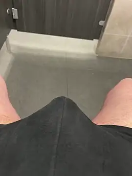 Snapshot of 22TT2295 chatting on February 2025 12:02:02 PM 22TT2295 online show from February 2025 12:02:02 PM