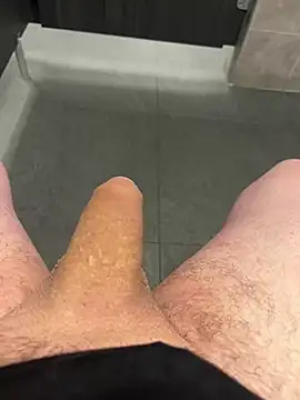 Snapshot of 22TT2295 chatting on February 2025 11:27:01 AM 22TT2295 online show from February 2025 11:27:01 AM