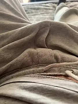 Snapshot of 22TT2295 chatting on March 2025 03:59:02 PM 22TT2295 online show from March 2025 03:59:02 PM