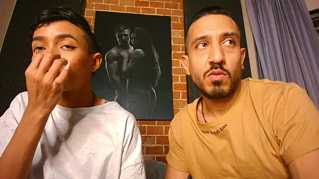 Snapshot of AntonAndSofii chatting on January 2025 04:25:02 AM AntonAndSofii online show from January 2025 04:25:02 AM