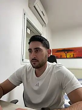 Snapshot of luffykingofpirets chatting on February 2025 08:33:02 PM luffykingofpirets online show from February 2025 08:33:02 PM