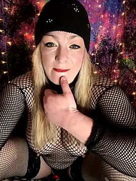 kayNkris online show from November 2025 08:58:02 AM