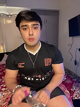 sunny49477 online show from February 2026 12:05:02 PM