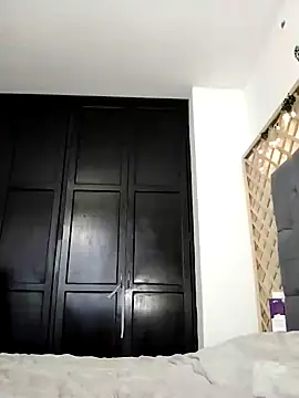 Snapshot of Mia_WAll chatting on January 2025 12:12:02 PM Mia WAll online show from January 2025 12:12:02 PM