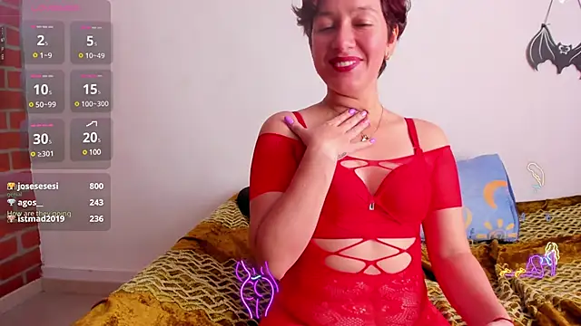 Laura hellss online show from February 2025 06:07:01 PM