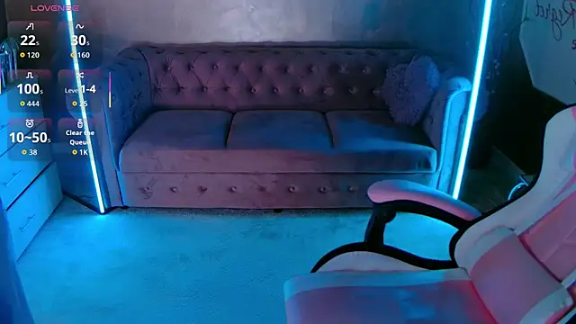 Snapshot of evanew_ chatting on October 2025 05:15:02 PM evanew online show from October 2025 05:15:02 PM