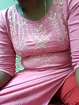 Snapshot of Tamil_roja69 chatting on December 2024 05:13:01 PM Tamil roja69 online show from December 2024 05:13:01 PM