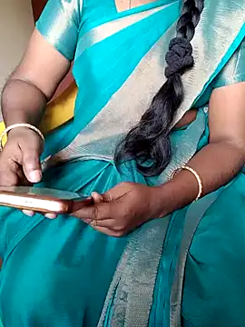 Snapshot of Tamil_roja69 chatting on December 2024 04:33:02 AM Tamil roja69 online show from December 2024 04:33:02 AM