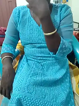 Snapshot of Tamil_roja69 chatting on January 2025 01:15:01 PM Tamil roja69 online show from January 2025 01:15:01 PM